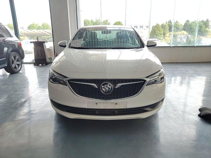 Excelle 2021 Facelift Classic 1.5L AT Progressive photo 2