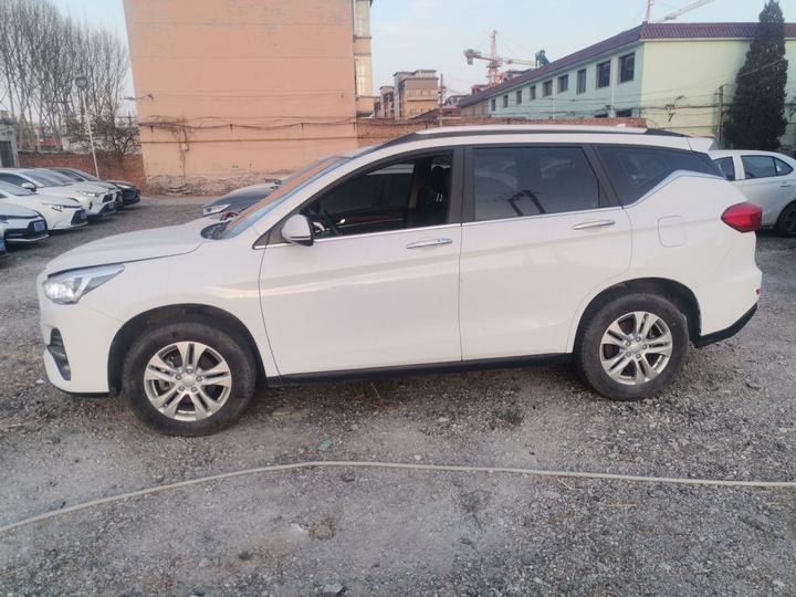 M6 2019 1.5T DCT RWD Elite China VI photo 3