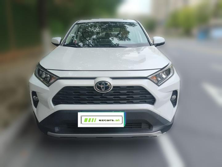 RAV4 2021 2.0L CVT AWD photo 2