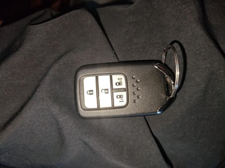 Odyssey 2015 Facelift 2.4L Smart photo 8