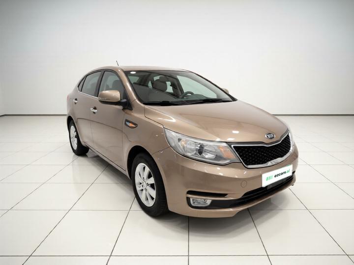K2 2015 Hatchback 1.4L AT GLS photo 3