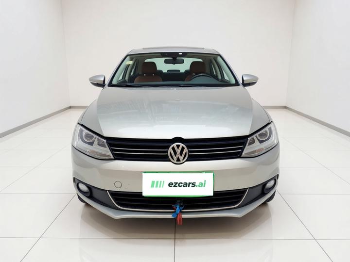 Sagitar 2014 Facelift 1.6L AT Comfort photo 2