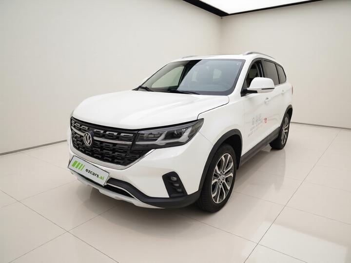 Forthing T5L 2020 1.5T AT Luxury 5-Seater China VI