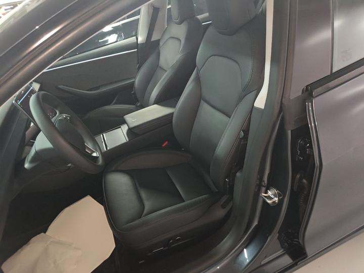 Model 3 2023 RWD photo 6
