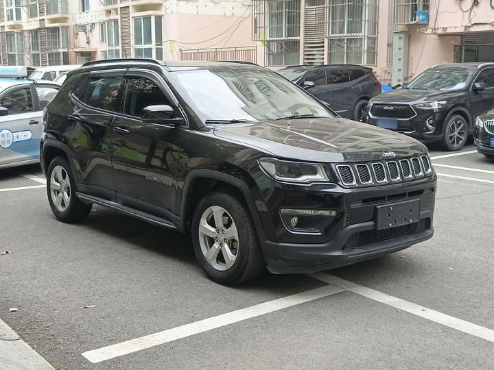 Compass 2017 200T AT photo 3