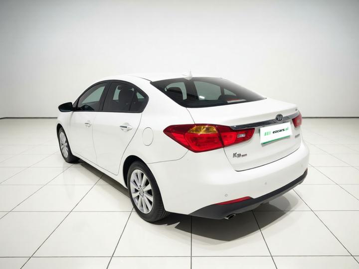 K3 2015 1.6L MT GLS photo 4