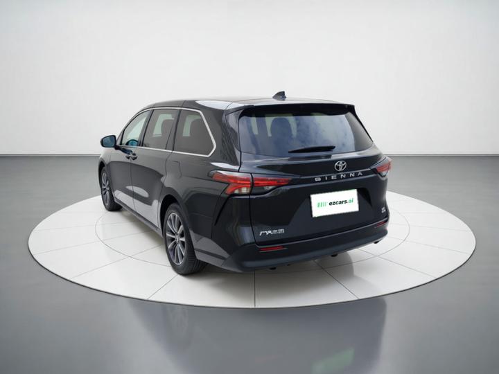 Sienna 2026 2.5L Hybrid RWD Comfort photo 4