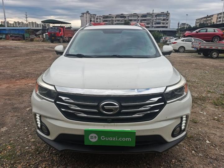 GAC Trumpchi GS4 2017 235T AT RWD Luxury Connected photo 2