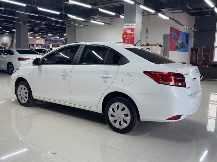 Vios 2017 1.5L CVT photo 7