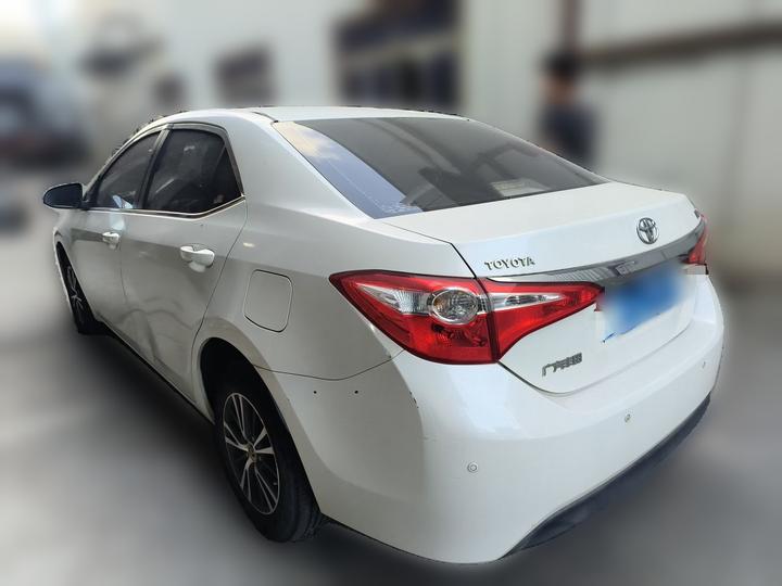 Levin 2014 1.6G CVT Elite photo 4
