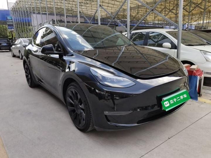 Model Y 2021 Standard Range RWD photo 3