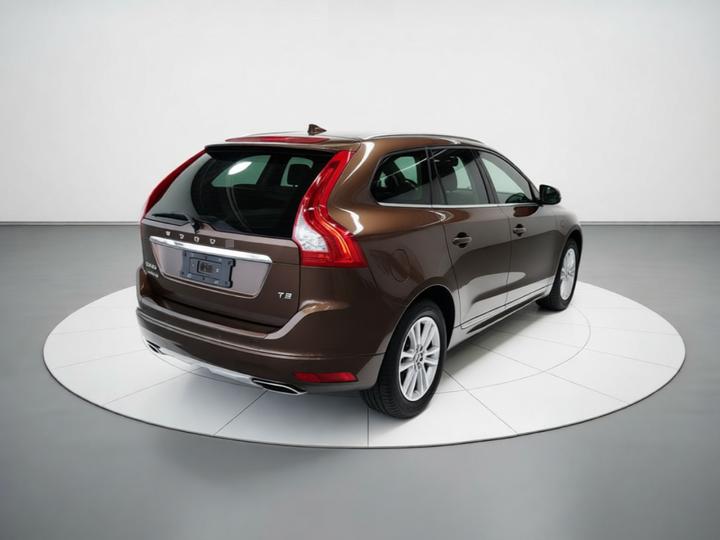 XC60 2015 T5 photo 6