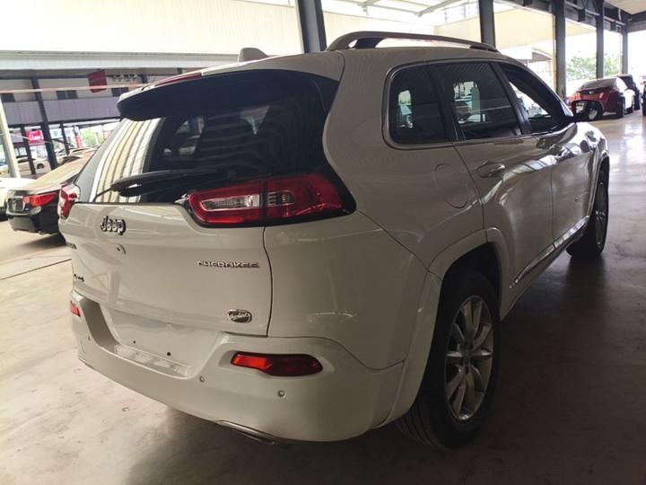 Cherokee 2017 2.4L Excellence photo 6