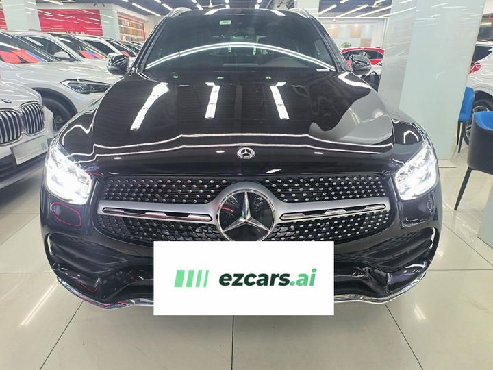 GLC 2022 Facelift GLC 300 L 4MATIC Dynamic Edition photo 2