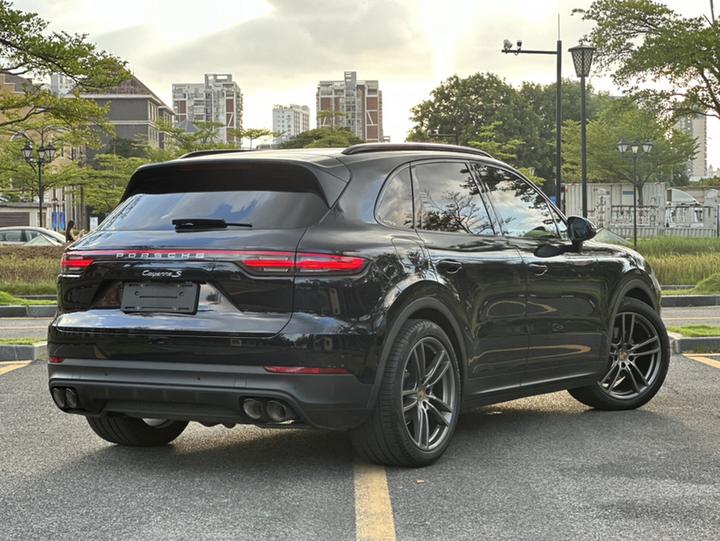 2019 Cayenne 3.0T photo 6