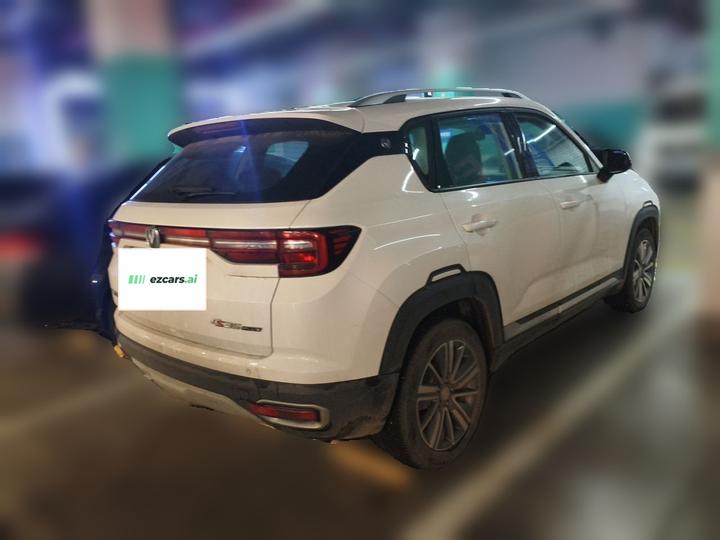 CS35PLUS 2019 1.6L AT photo 6