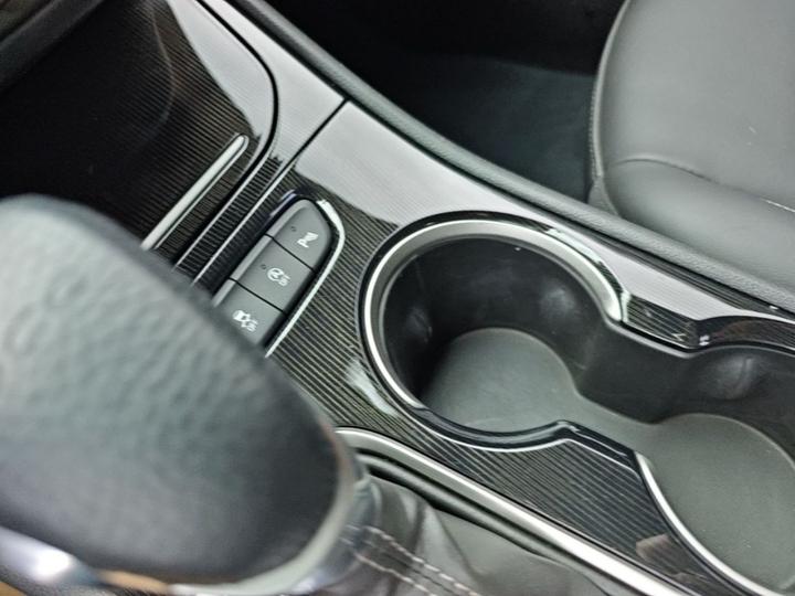 Verano 2015 Sedan 20T DCT Leading photo 8