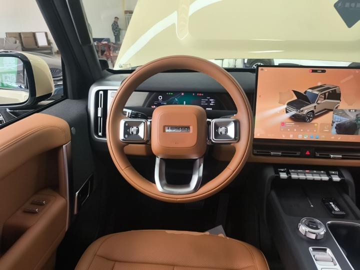 iCAR V27 2026 200KM AWD 700 photo 6