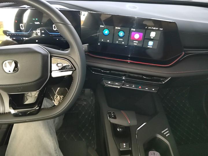 X5 PLUS 2025 1.5T DCT photo 5