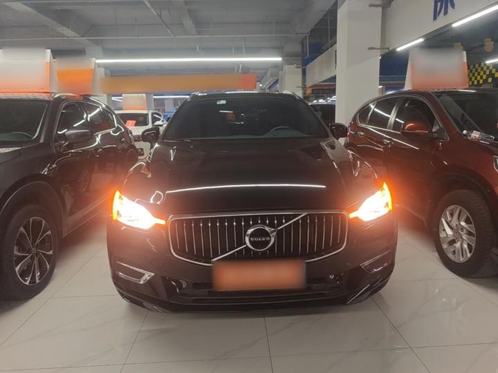 XC60 2021 T5 AWD Luxury photo 2