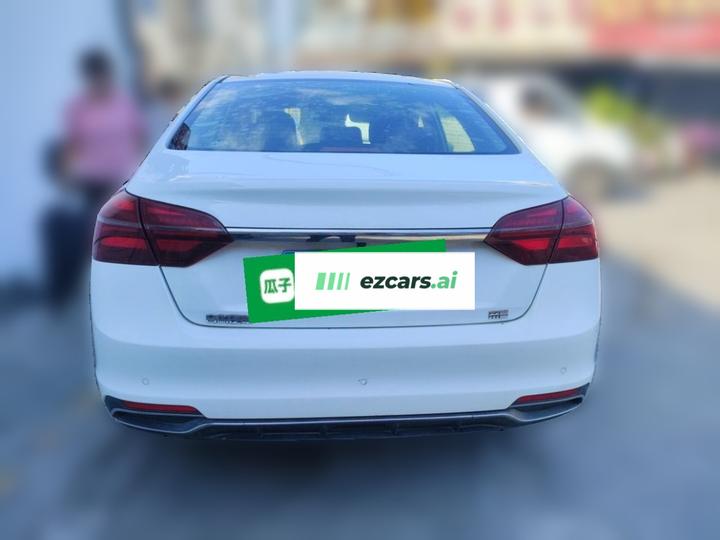 Emgrand 2019 1.5L MT Luxury China VI photo 5