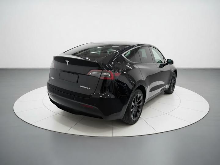 Model Y 2023 RWD photo 6
