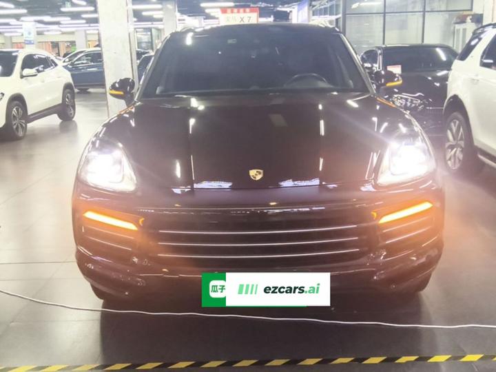 2018 Cayenne 3.0T photo 2