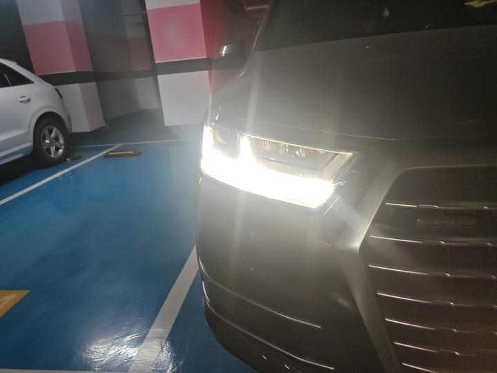 Q7 2018 45 TFSI Tech photo 7