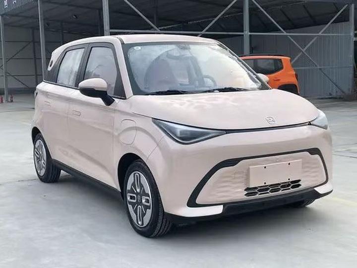 QQ 2025 405km photo 2