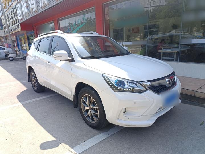 Song 2016 1.5TI MT Elite photo 3