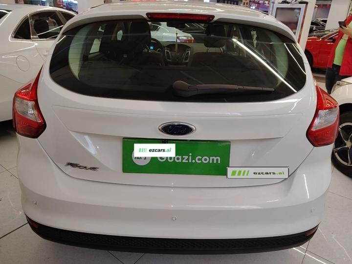 Focus 2012 Hatchback 1.6L AT Comfort photo 3