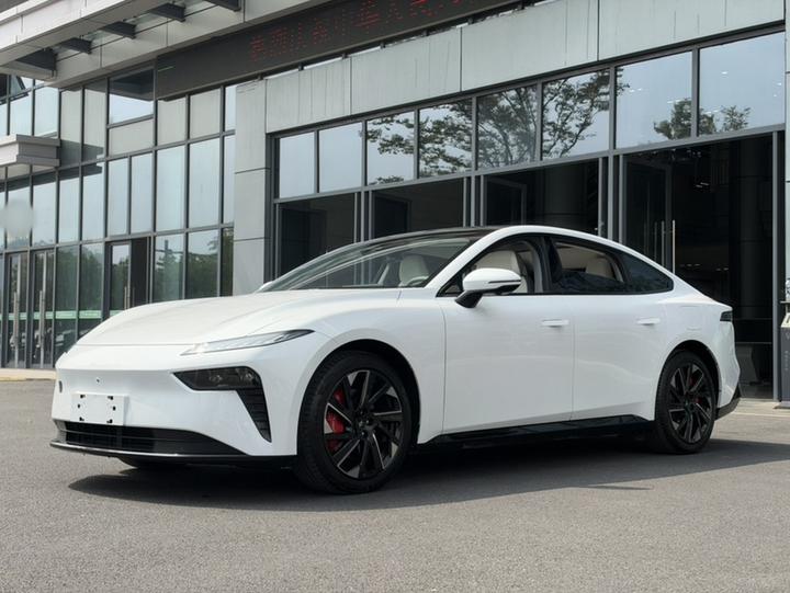 Yipai eπ007 2024 EV 540 AWD Max