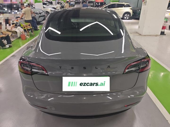 Model 3 2022 RWD photo 5