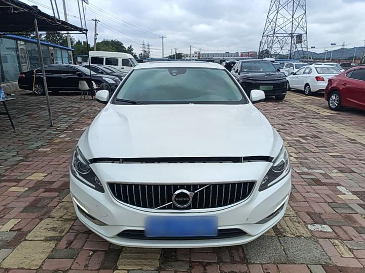 S60 2018 S60L T3 Progressive photo 2