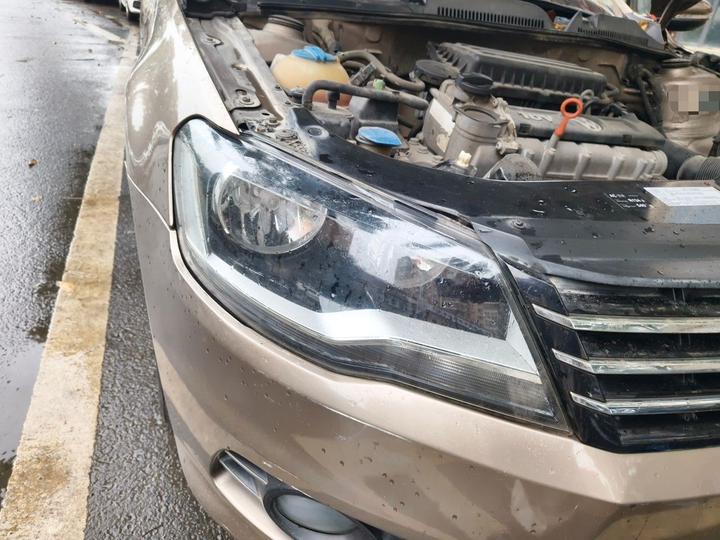 Bora 2014 1.6L MT Comfort photo 7