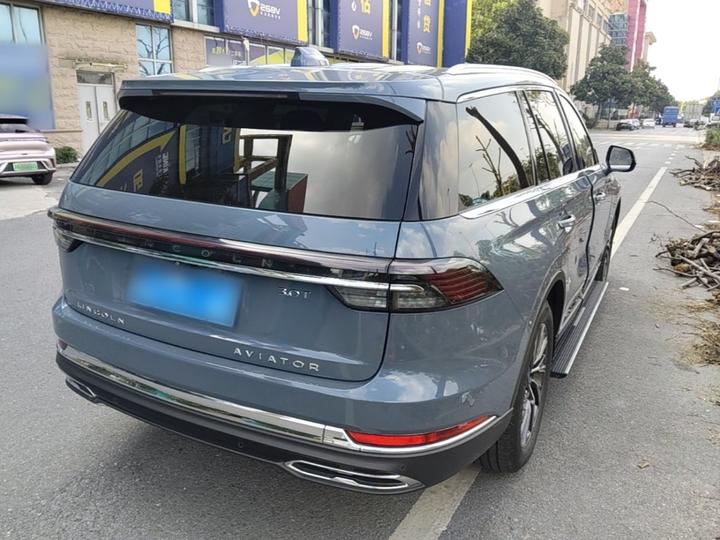 Aviator 2024 3.0T V6 AWD 6-Seater photo 4