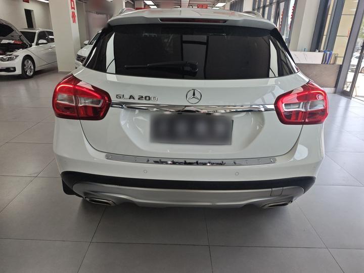GLA 2016 GLA 200 Dynamic photo 3
