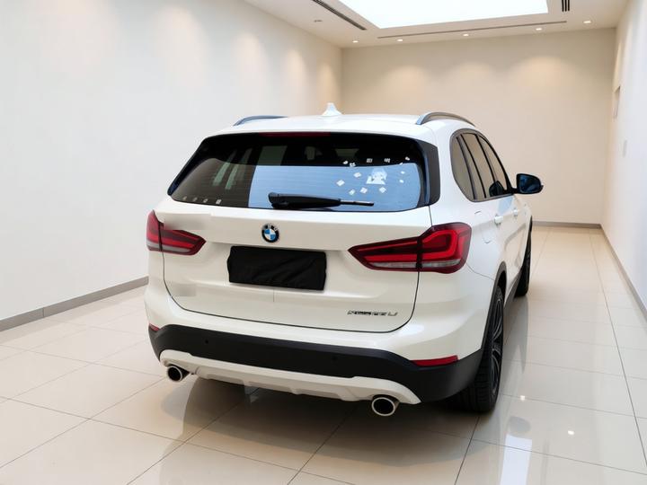 X1 2022 Facelift xDrive25Li Exclusive photo 5