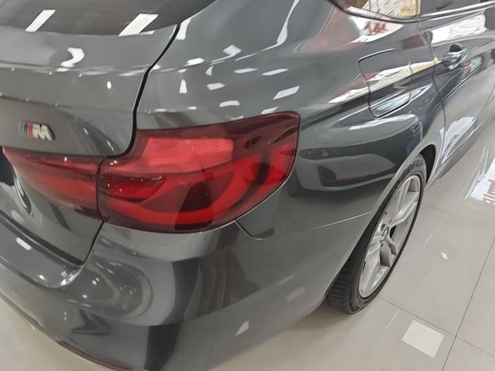 3 SeriesGT 2019 320i M Sport Package photo 7