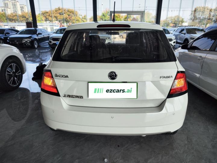Fabia 2017 1.4L AT photo 5