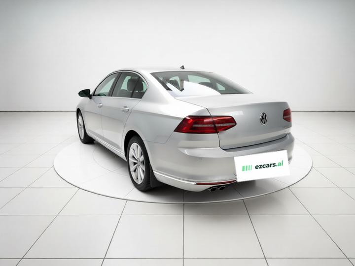 Magotan 2018 330TSI DSG Leading photo 4