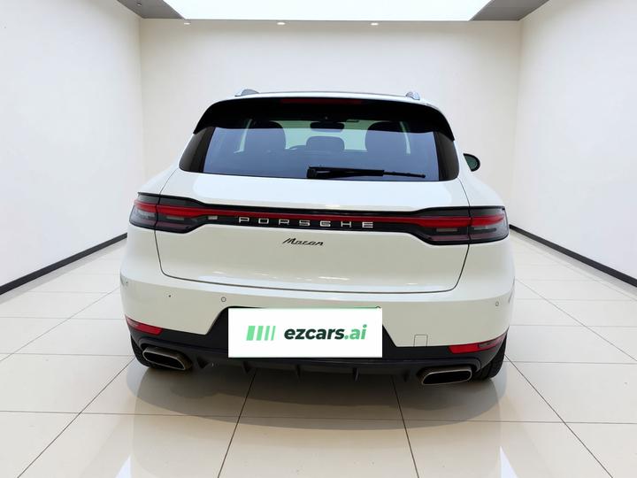 2018 Macan 2.0T photo 5