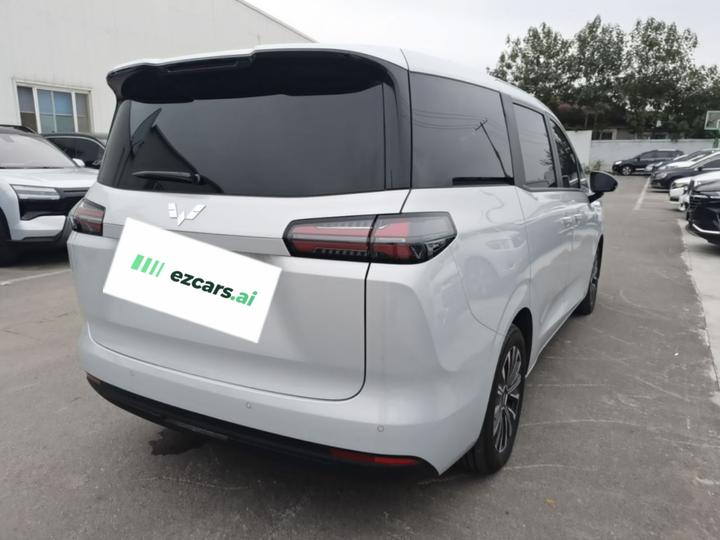 730 EV 2025 EV 500km Luxury photo 6