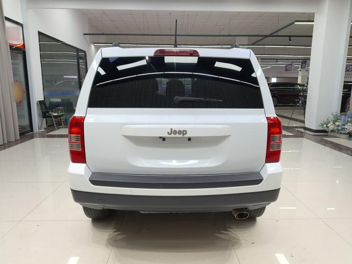 2014 2.4L Sport photo 3