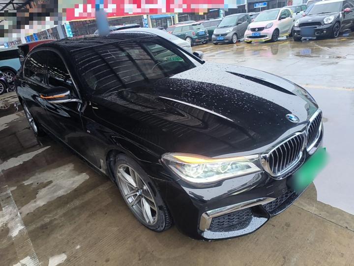 7 Series 2018 730Li Exclusive M Sport Package photo 3