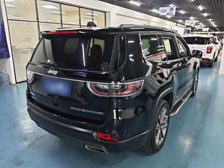 Grand Commander 2020 2.0T AWD Elite photo 4