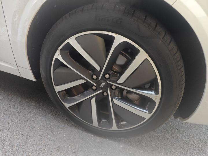Li Auto L6 2024 Max photo 8