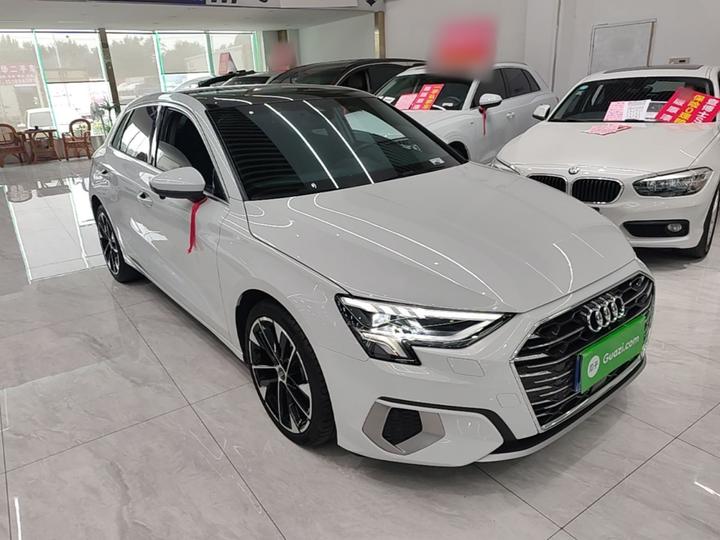 A3 2022 Sportback 35 TFSI Luxury photo 3