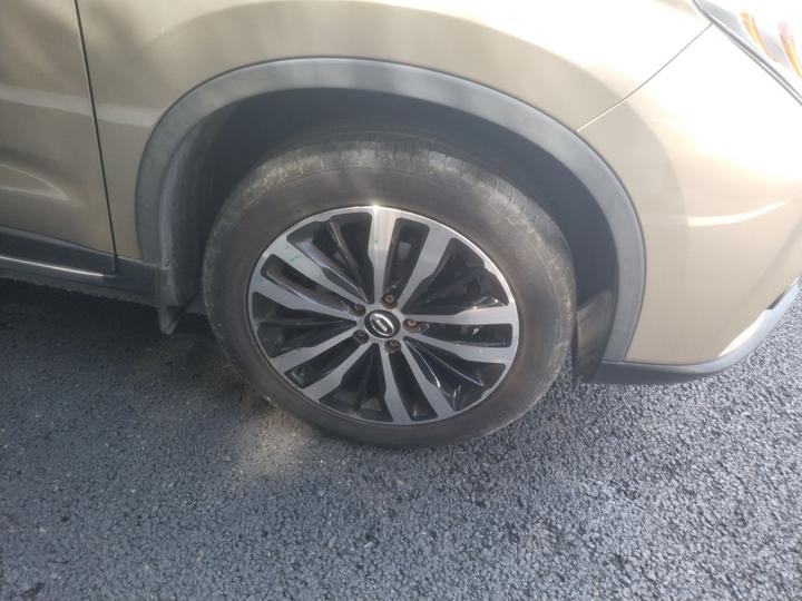 GAC Trumpchi GS4 2016 235T G-DCT Elite photo 8