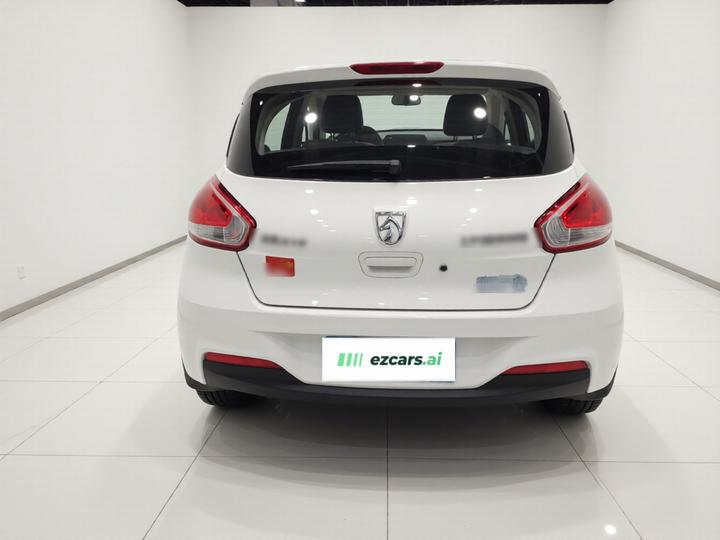 310 2016 1.2L MT Comfort photo 3